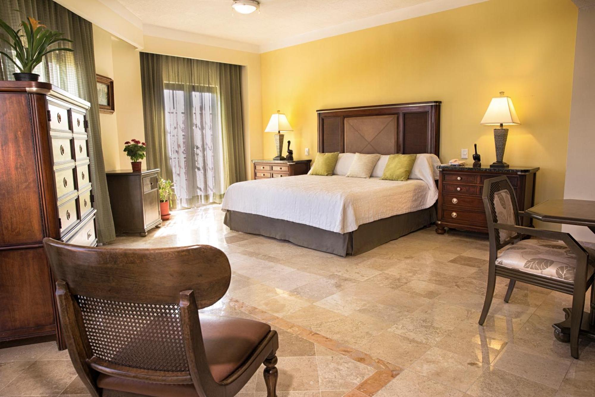 Deluxe Junior Suite