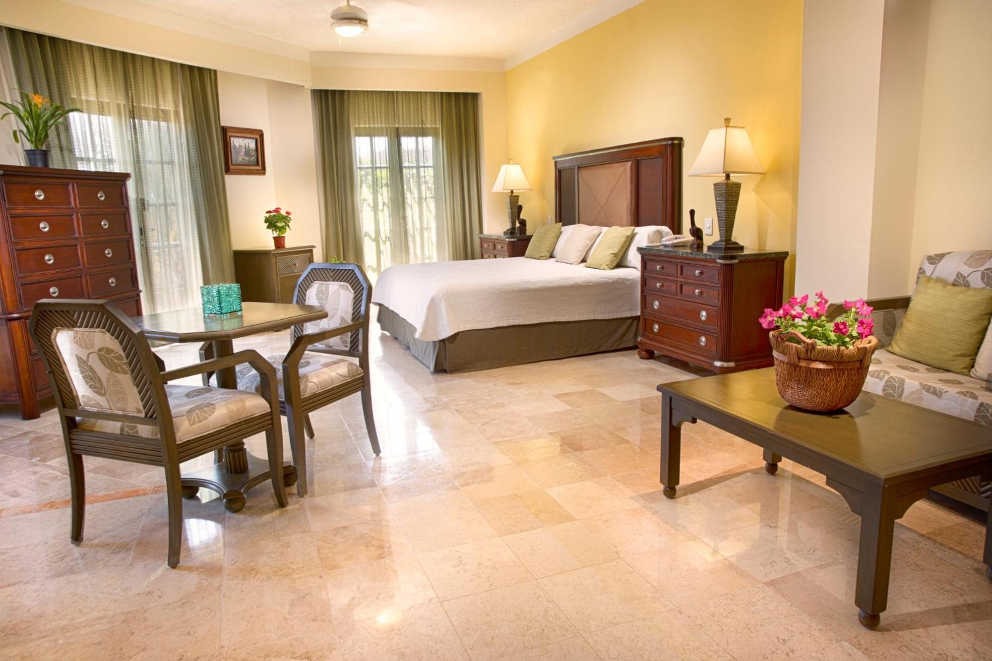 Deluxe Junior Suite