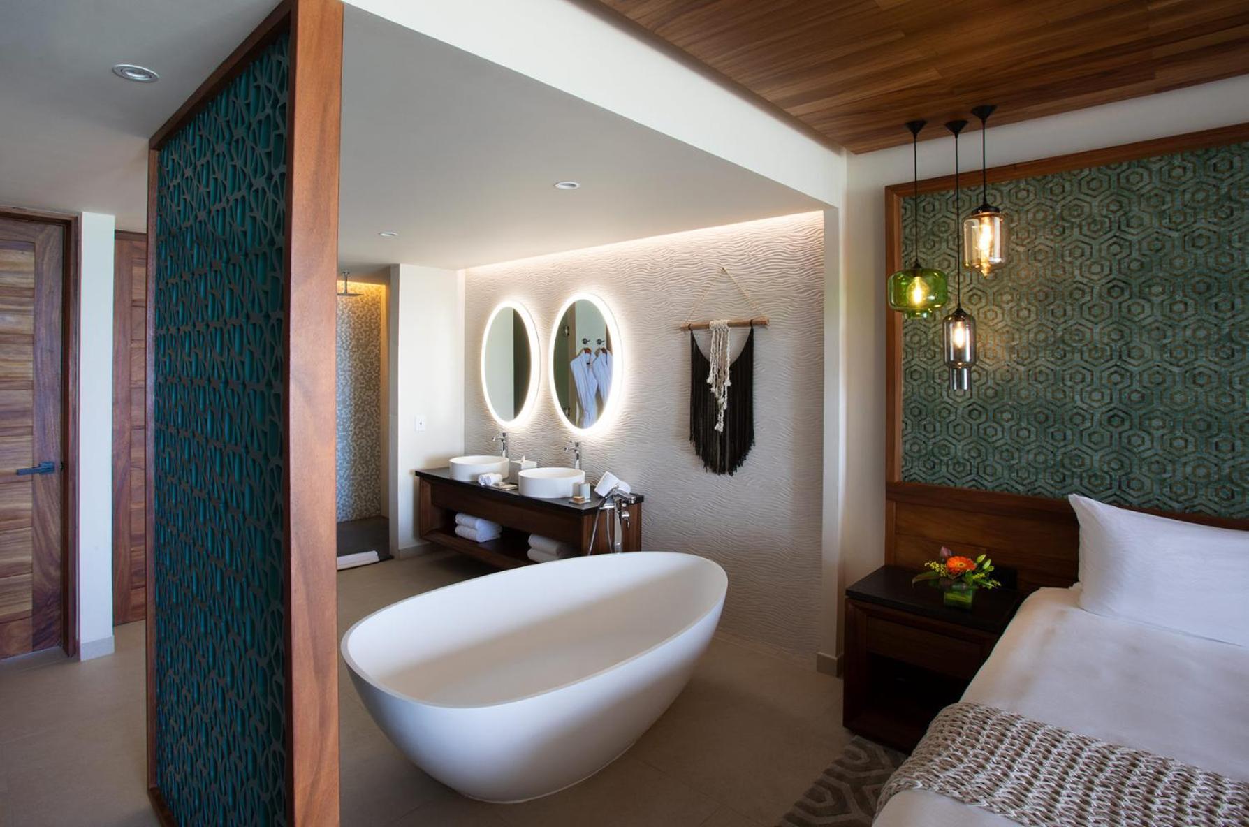Family Master Suite Ocean View
