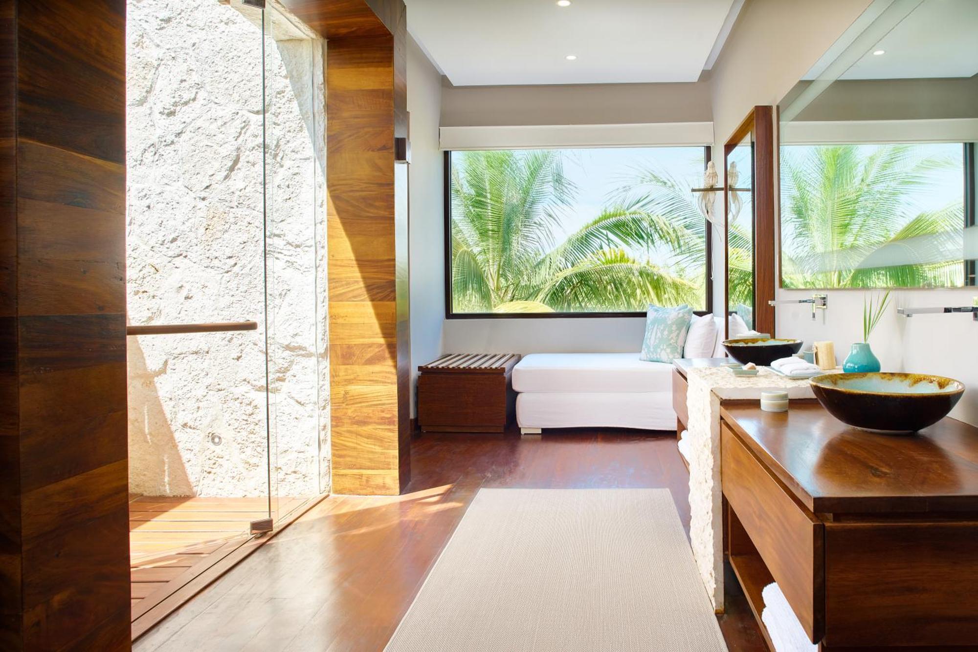 Treetop Pool Villa