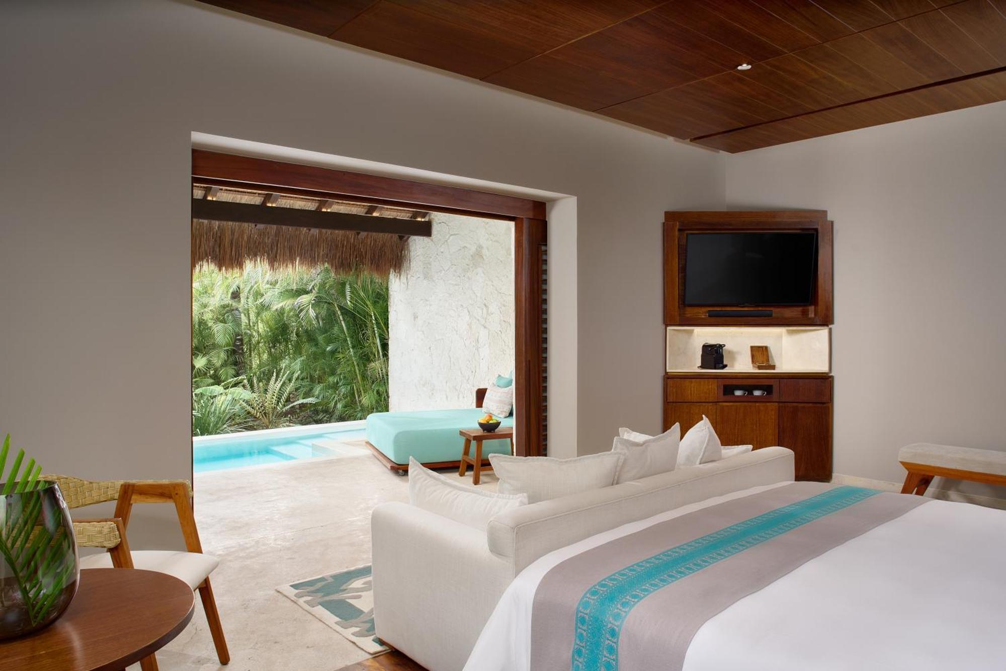 Treetop Pool Villa