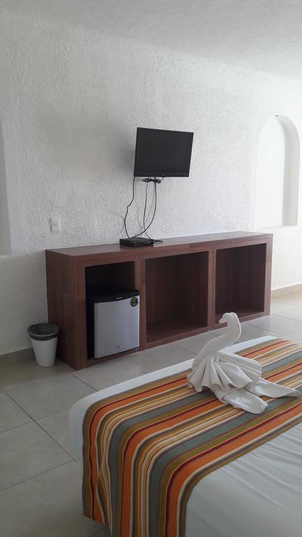 Deluxe Double Room Two Double Beds Oceanfront