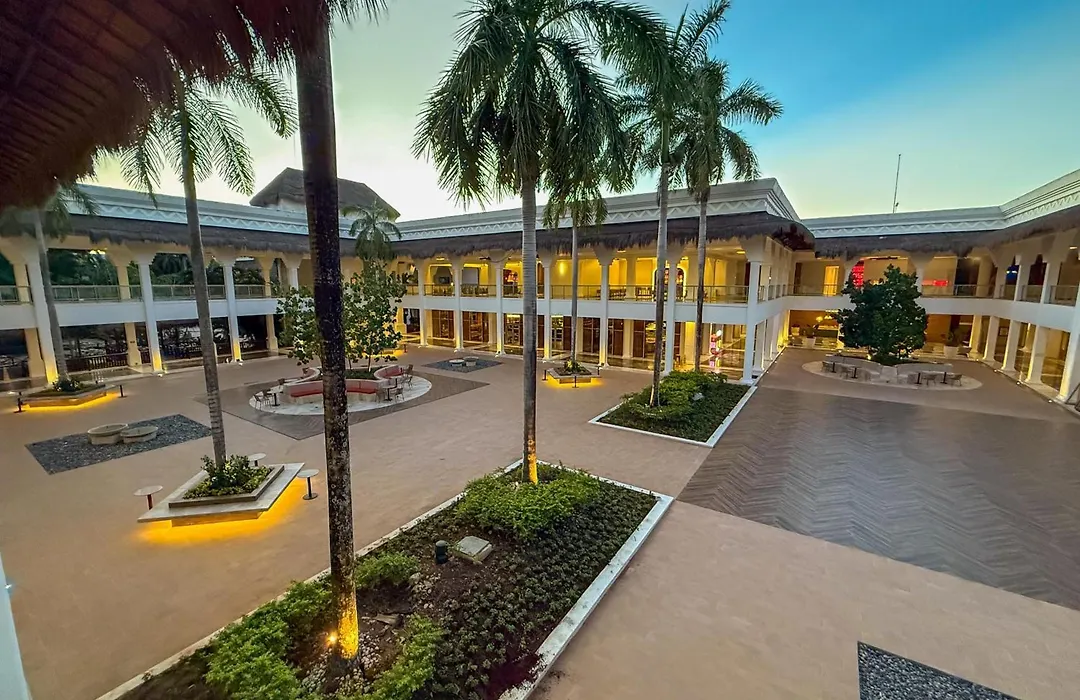 Grand Sunset Princess-1