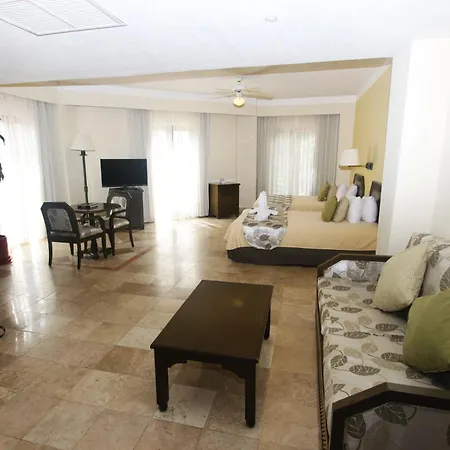 Hotel Los Itzaes By 5Th Av-3