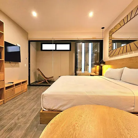 Sofia Boutique Condos By Bunik-3