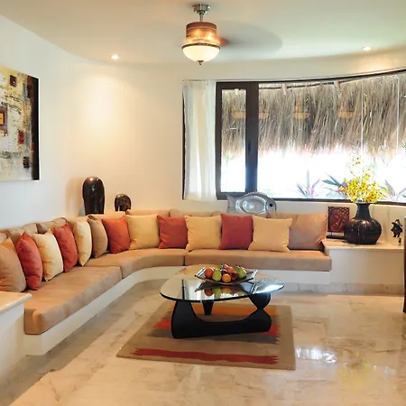 El Taj Oceanfront And Beachside Condo Hotel-2
